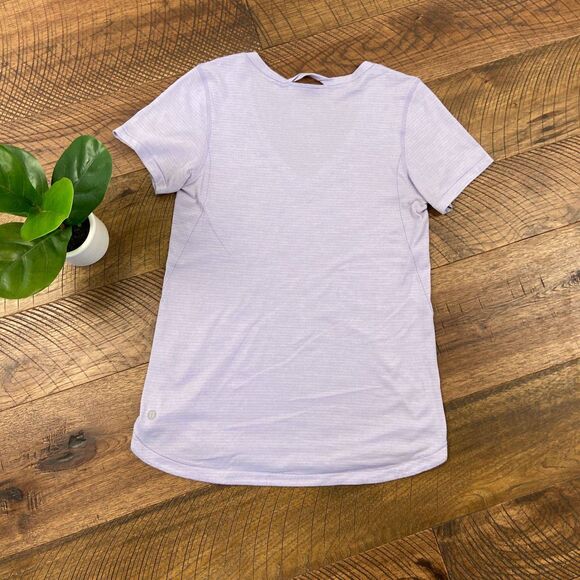 LULULEMON v neck purple short sleeve - Picture 4 of 4